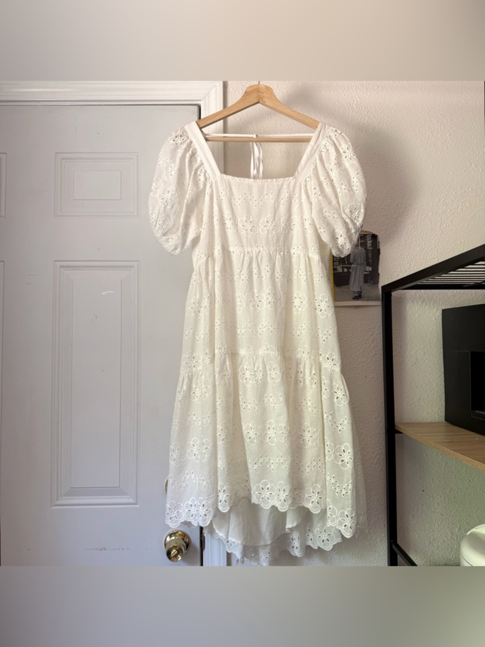 AMYLYNN white eyelet puff short sleeve square neck tiered mini midi dress‎